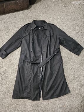 London Fog Trench Coat Men’s 46 Long Black Belted Rain Coat Waterproof